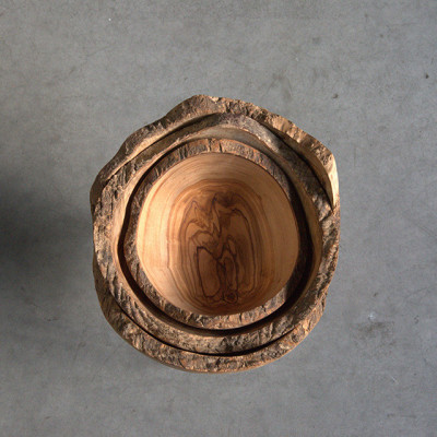 Craster Tilt Medium Rustic Olive Wood Bowl (270 x 270 x 105)